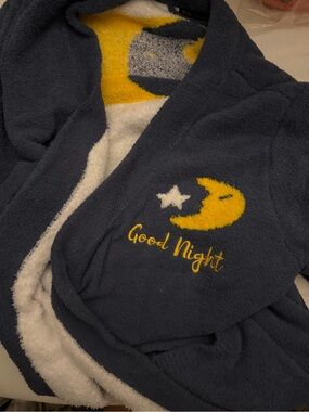 Plush Hooded Robe for Women - Navy 'Good Night' Moon Embroidery